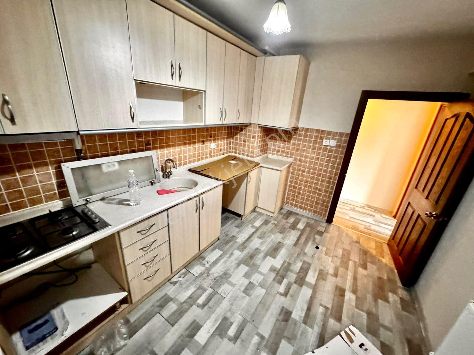 ▓karabuluttan▓merkezi Konumlu 2+1 Ön Cephe Doğalgazlı Kiralık Daire - Görsel 8