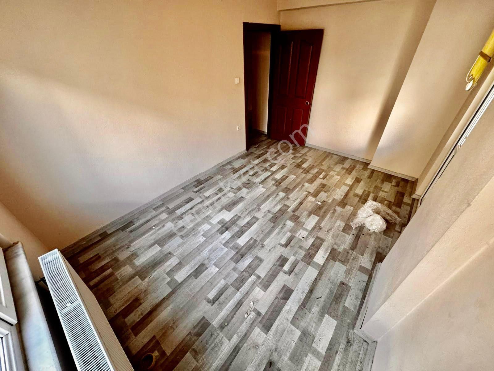 ▓karabuluttan▓merkezi Konumlu 2+1 Ön Cephe Doğalgazlı Kiralık Daire - Görsel 22