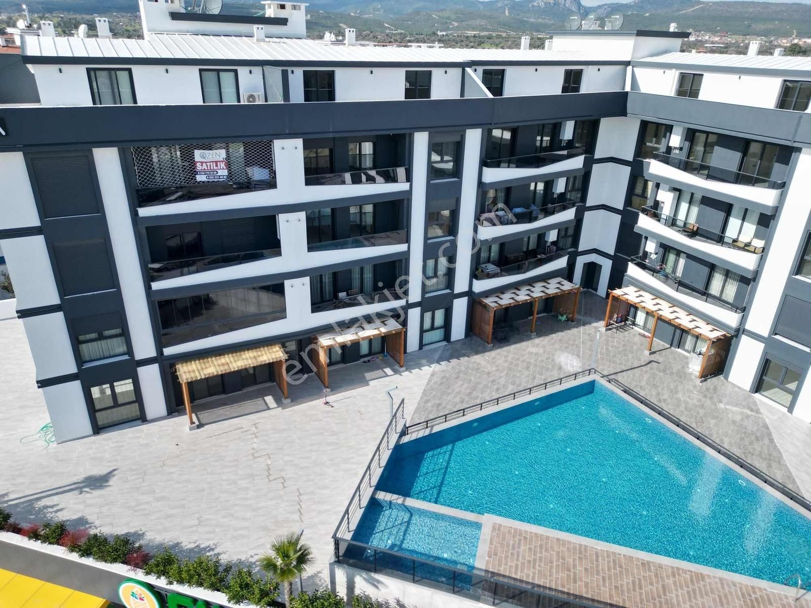 Q'zen Den Havuz Cepheli Site İçnde 4+1 Kat Dubleks Teraslı Daire - Görsel 9