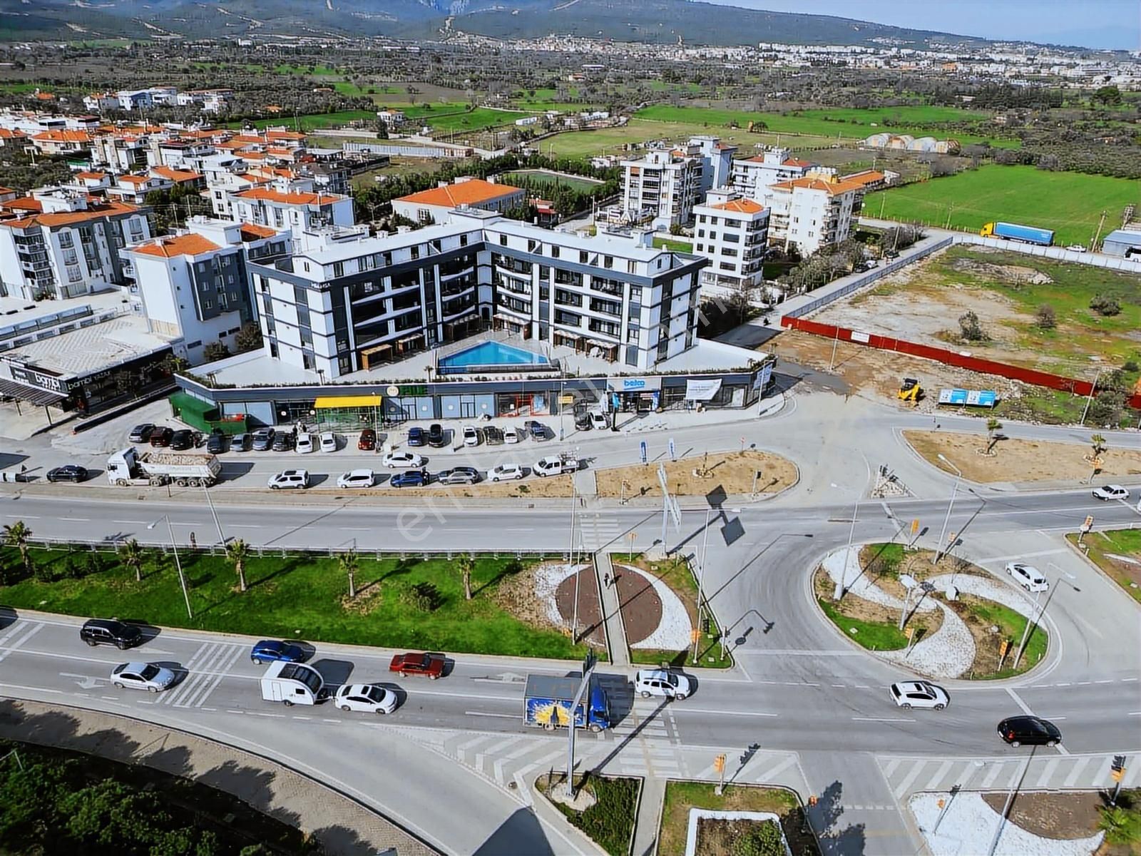 Q'zen Den Havuz Cepheli Site İçnde 4+1 Kat Dubleks Teraslı Daire - Görsel 12