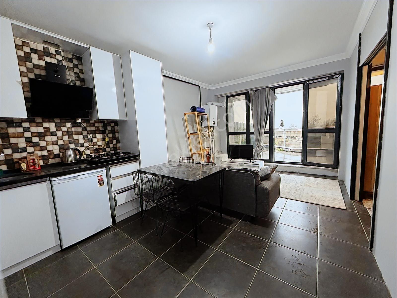 Elite Gd & 1+1 Eşyalı Konuralpte Merkezi Konum Fırsat Daire