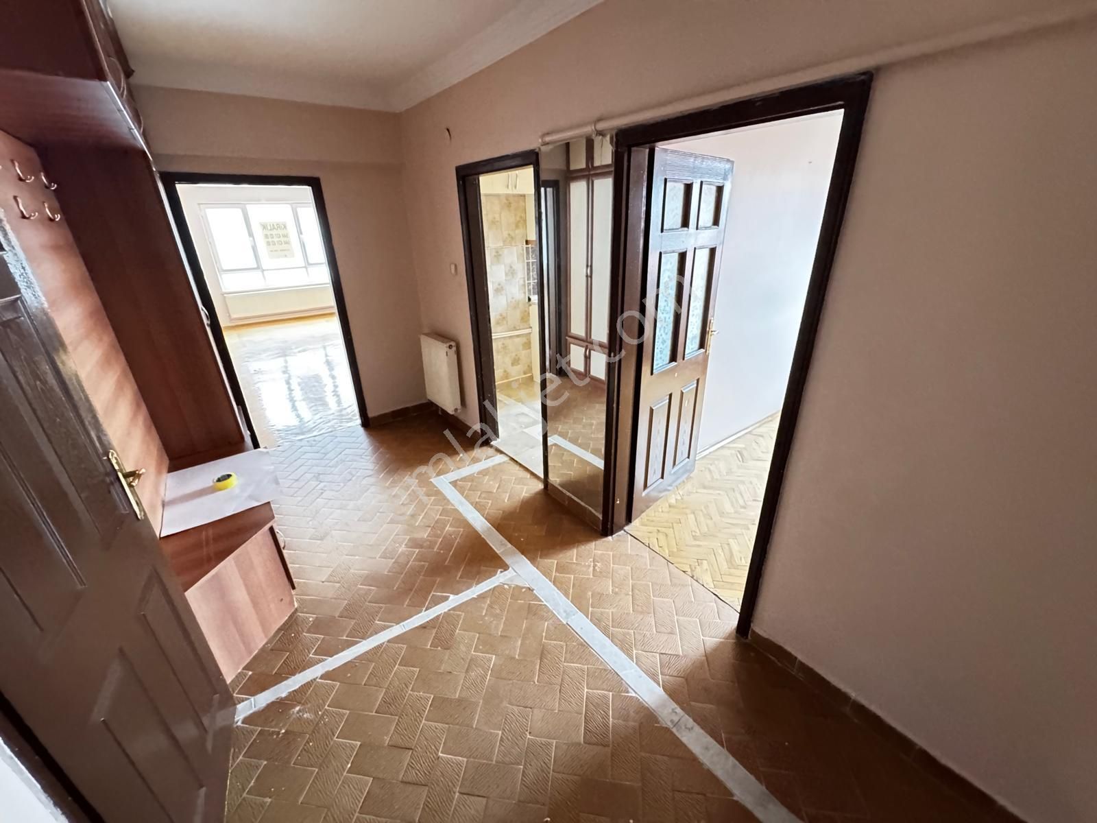 Gata Ve Şehir Hastanesi Yakını Orta Kat Manzaralı 3+1 Güney - Görsel 29