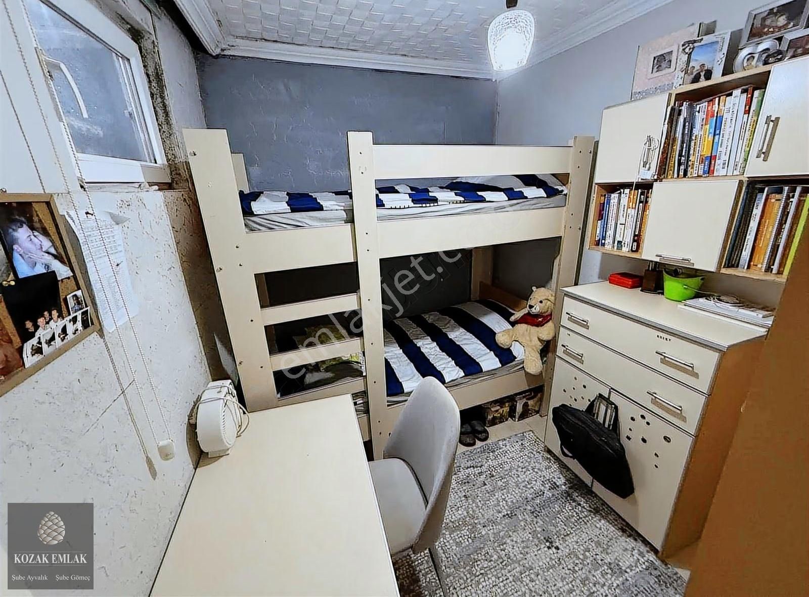 Ayvalık Cunda Adasında Satılık Ev Veya Pansiyon Olabilir - Görsel 18