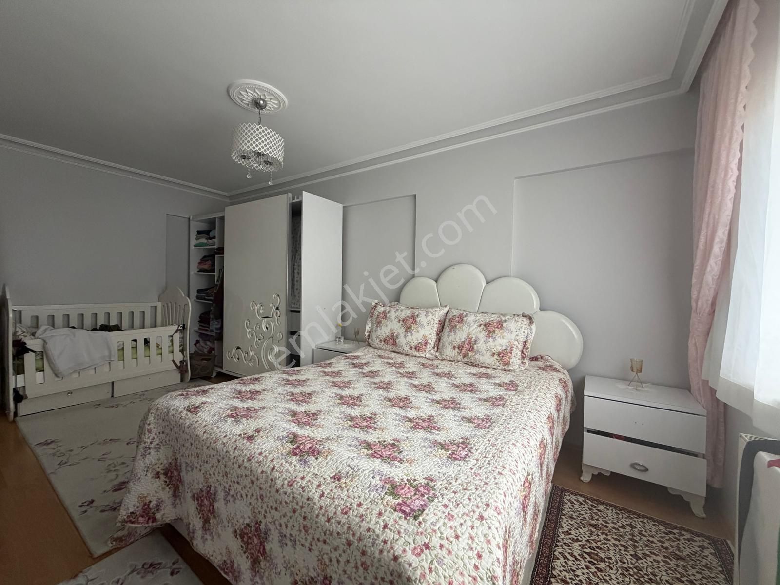 Emaks'tan/gökkuşağı Mahallesinde/merkezde/bakımlı/temiz//3+1 - Görsel 26