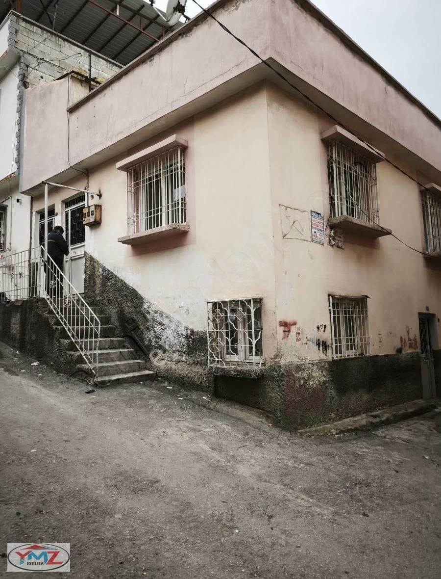 Ymz' Den Satılık Müstakil Ev 2 Katlı Cumhuriyet Mh'de