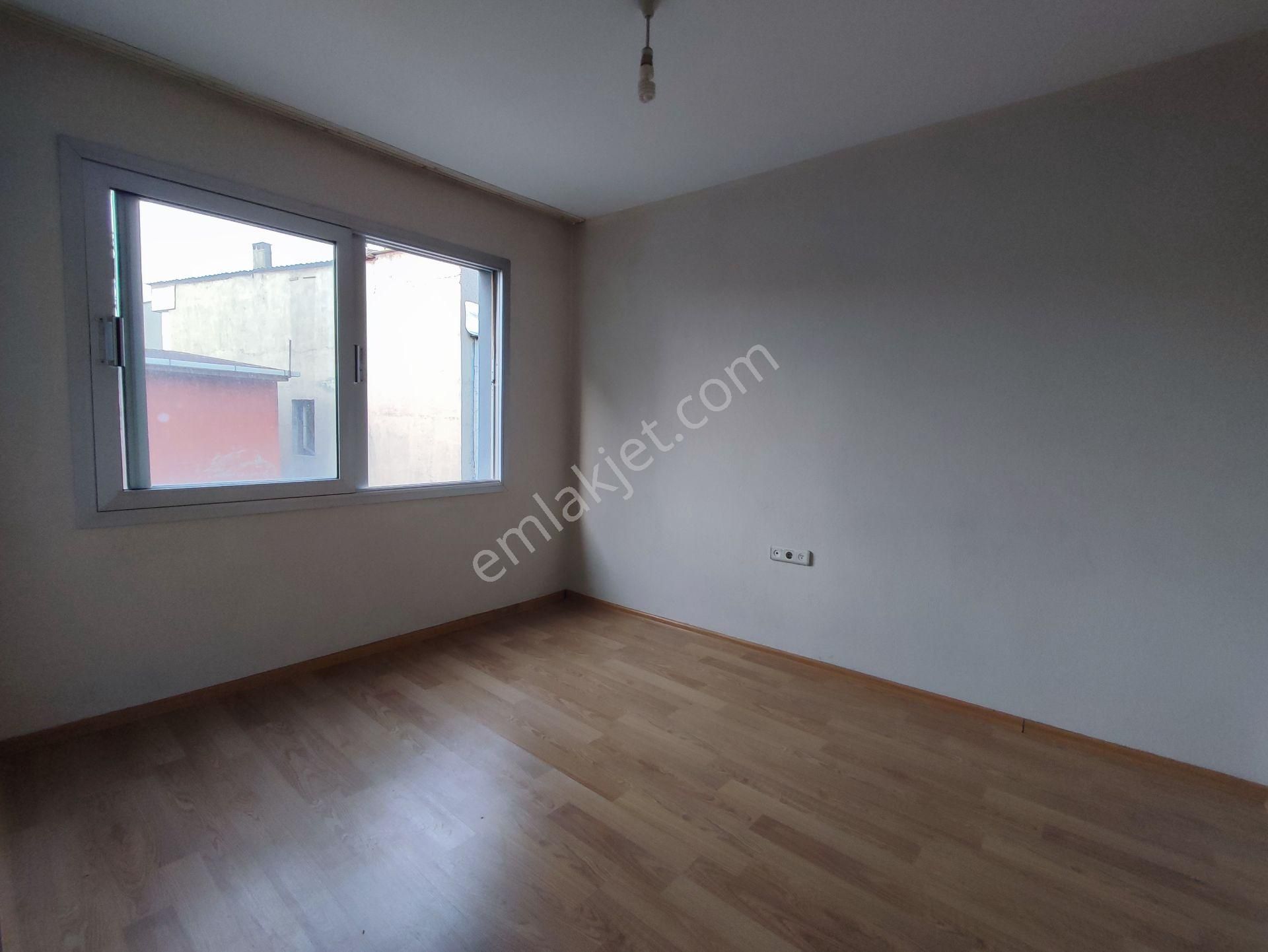 Gümüşpala Merkezde Sağlık Ocağı Ve Okul Yakını 2+1 Kiralık Daire - Görsel 12