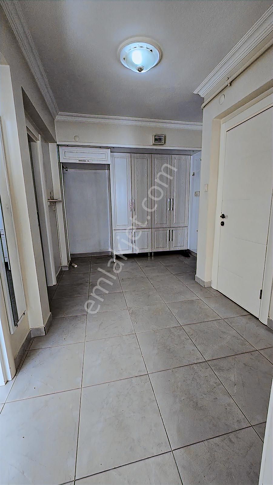 Gültepe Mah Mevlana Cad 3+1 Yüksek Giriş Ön Cephe Yapılı Daire - Görsel 11