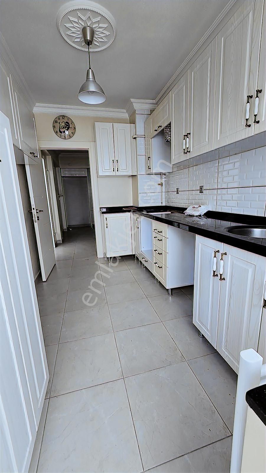 Gültepe Mah Mevlana Cad 3+1 Yüksek Giriş Ön Cephe Yapılı Daire - Görsel 32