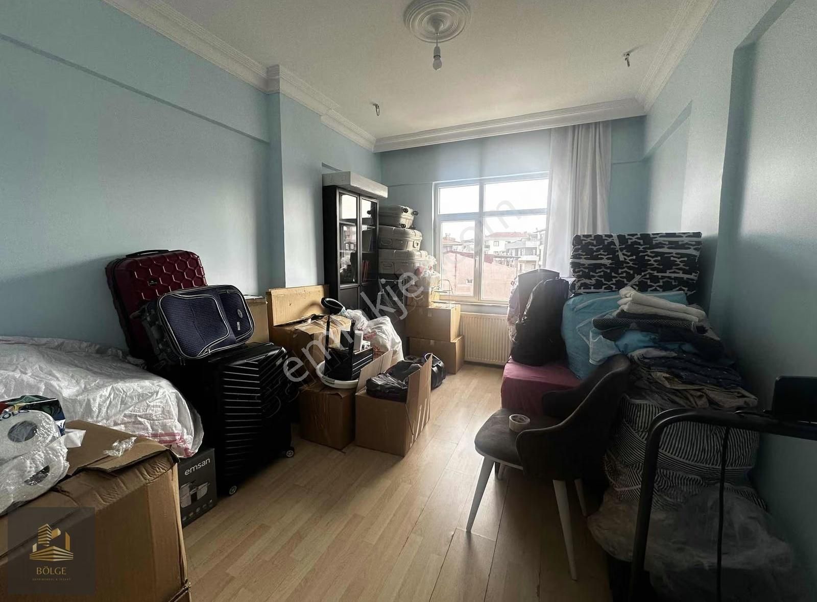 Bölge'den Kemalpaşa Caddesi Üzerinde Ara Kat Temiz 130 M2 3+1 - Görsel 3