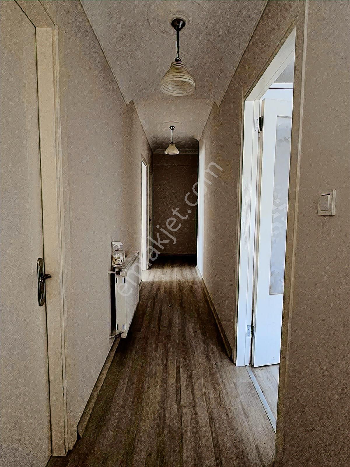 İstiklal Mahallesinde 3+1 140 M2 Köşe Konumda Satılık Daire - Görsel 7