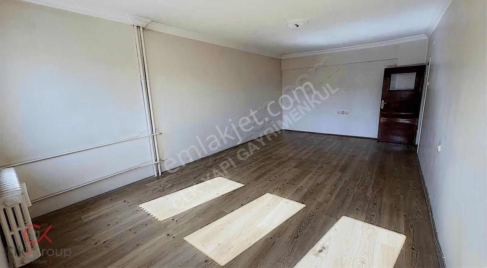 Clkdan Gökmeydan Cumhuriyet Bulvarında 3+1 Kiralık Kilerli Daire - Görsel 15