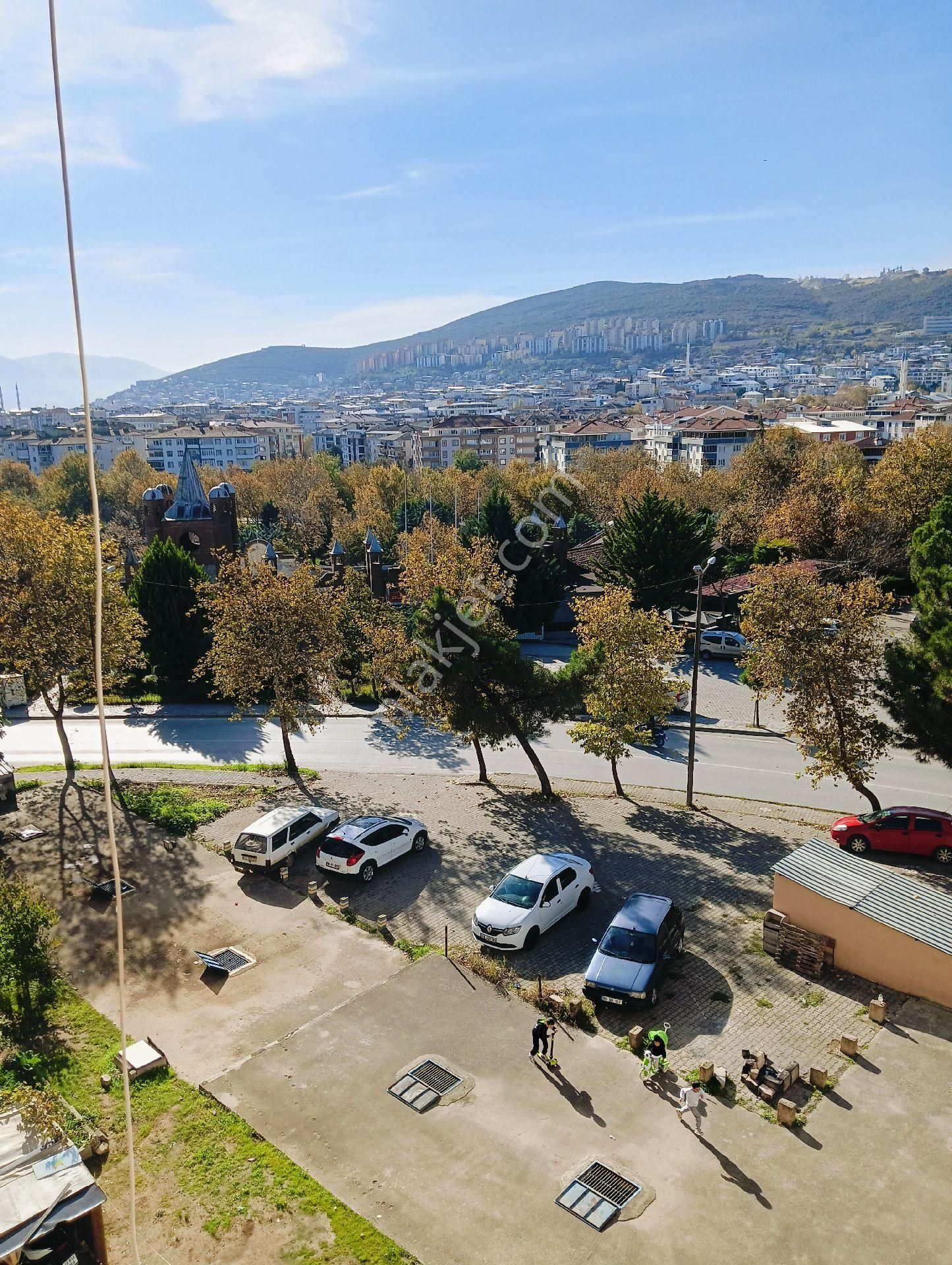 Kentmax Emlak'tan Eşyalı Kiralık Daire - Görsel 2