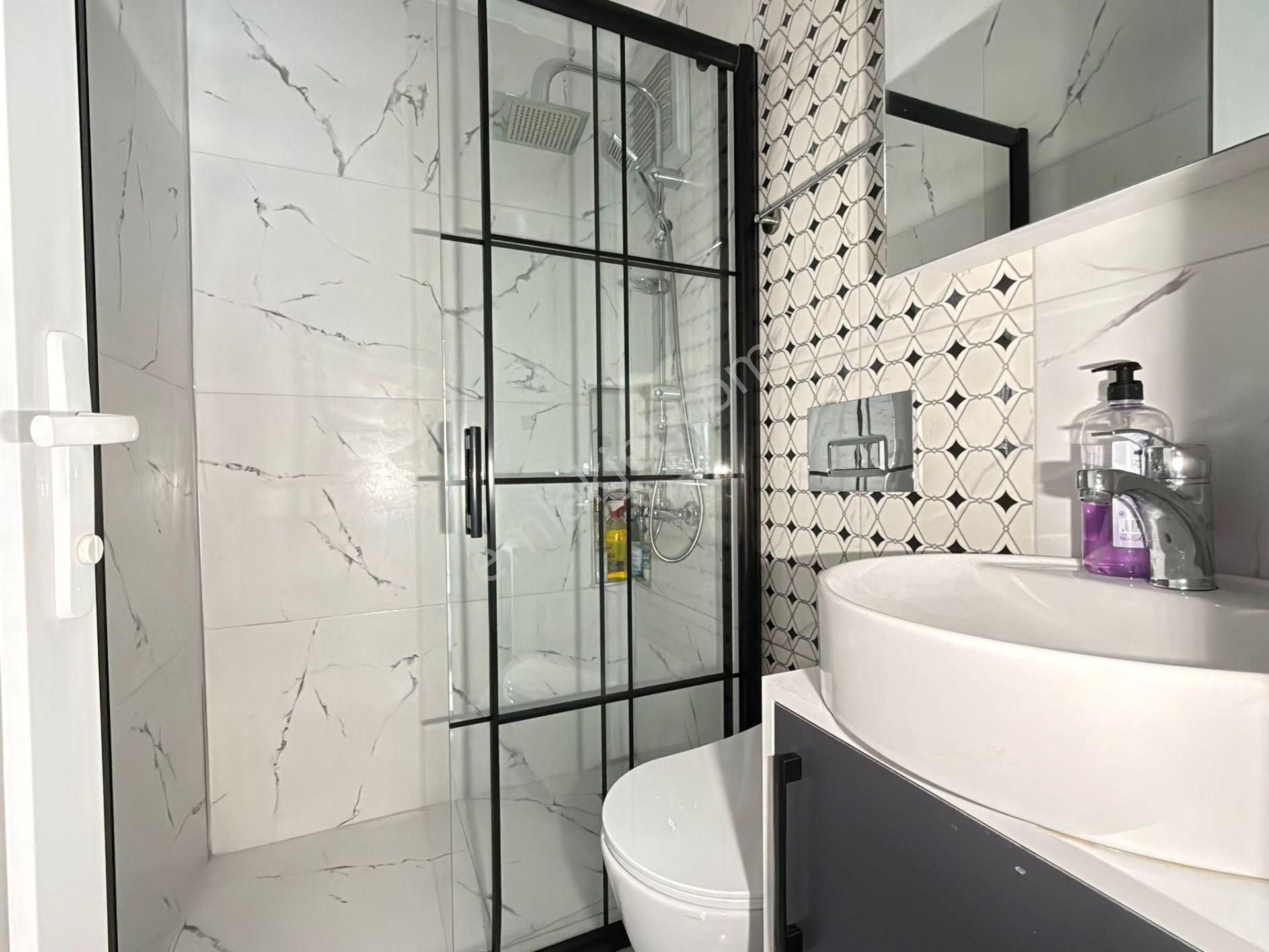 Alanya'da Denize 350 Mt. Mesafede 2+1 Bahçeli Satılık Villa - Görsel 15