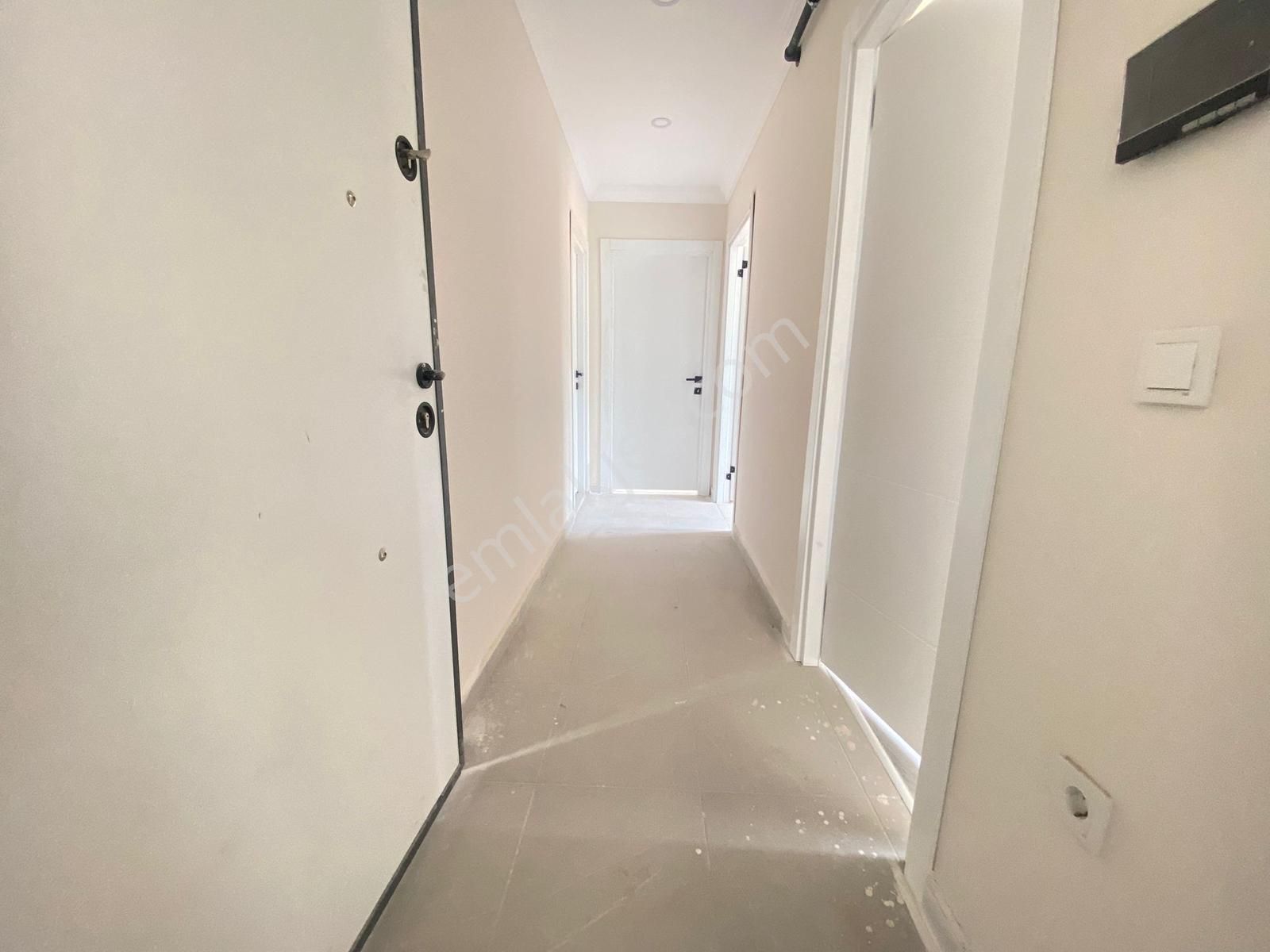 Yunusemre Mah. Veyselkarani Cd Üzeri 2+1 Arakat - Görsel 16