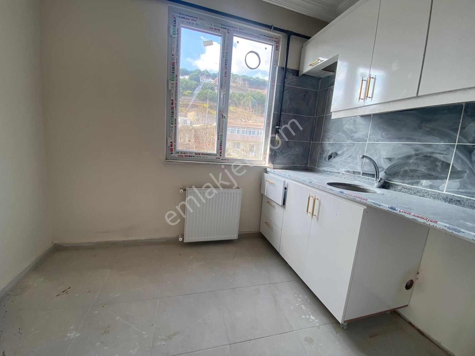 Yunusemre Mah. Veyselkarani Cd Üzeri 2+1 Arakat - Görsel 4