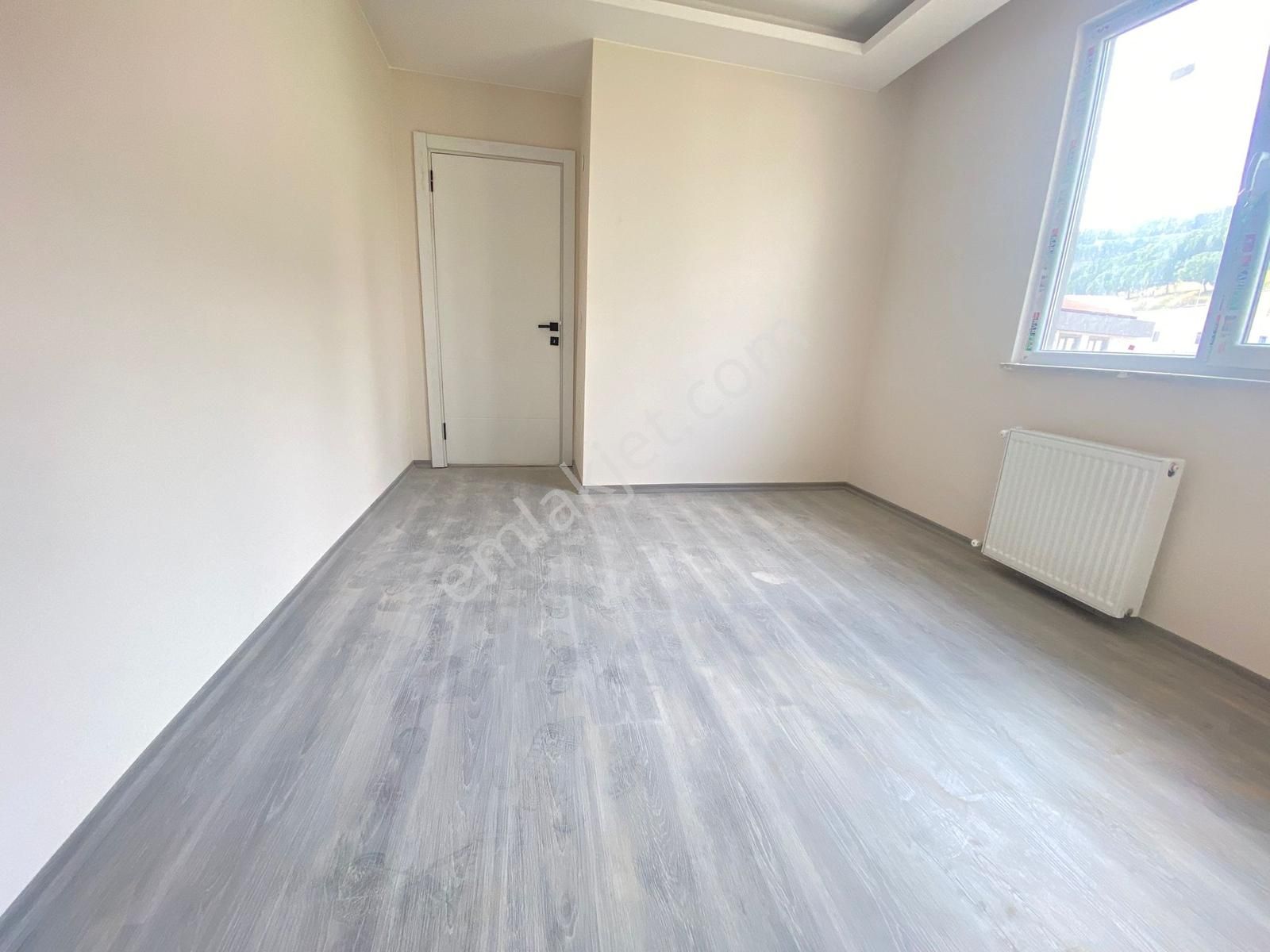 Yunusemre Mah. Veyselkarani Cd Üzeri 2+1 Arakat - Görsel 14