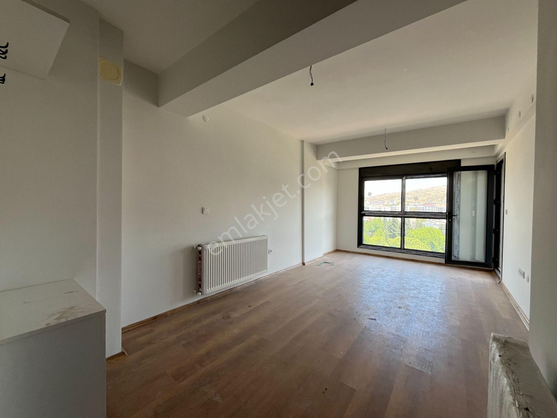 Çiğli Katip Çelebi Üniversitesi Yakını Sıfır 1+1 Satılık Daire - Görsel 5