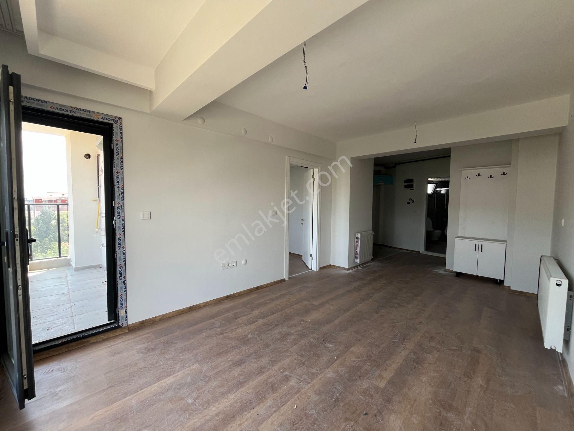 Çiğli Katip Çelebi Üniversitesi Yakını Sıfır 1+1 Satılık Daire - Görsel 12