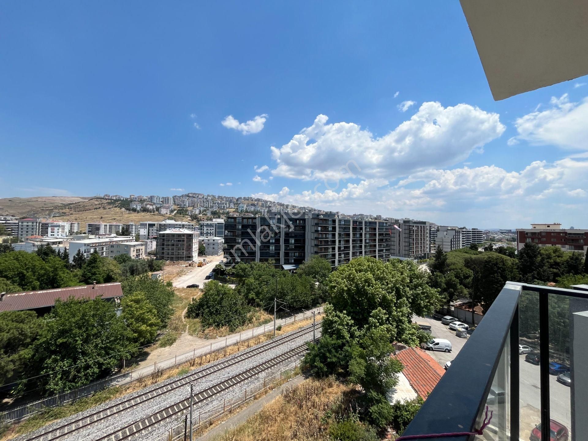 Çiğli Katip Çelebi Üniversitesi Yakını Sıfır 1+1 Satılık Daire - Görsel 17