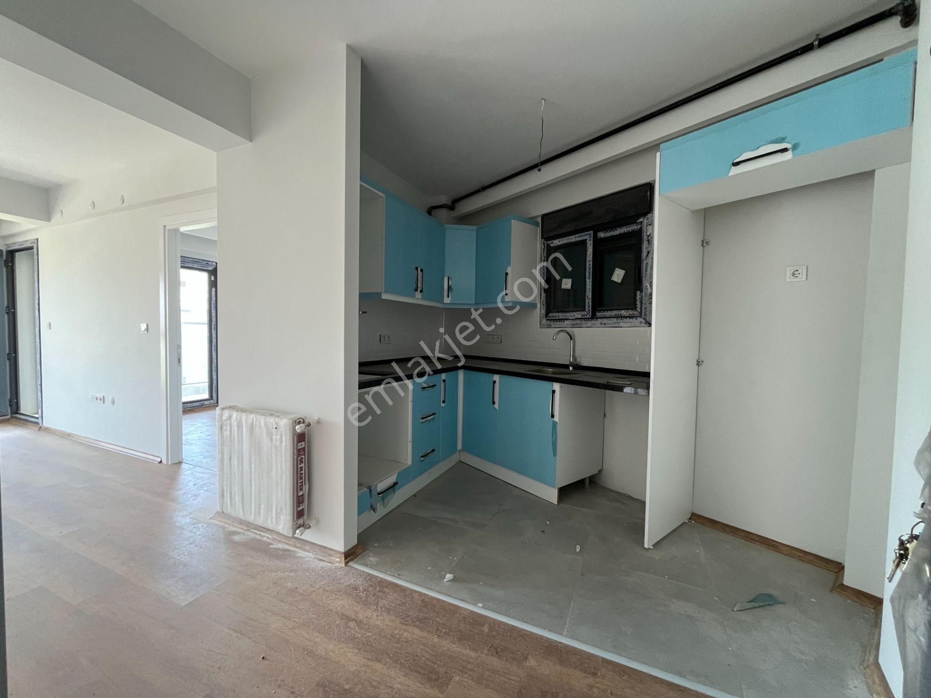 Çiğli Katip Çelebi Üniversitesi Yakını Sıfır 1+1 Satılık Daire - Görsel 6