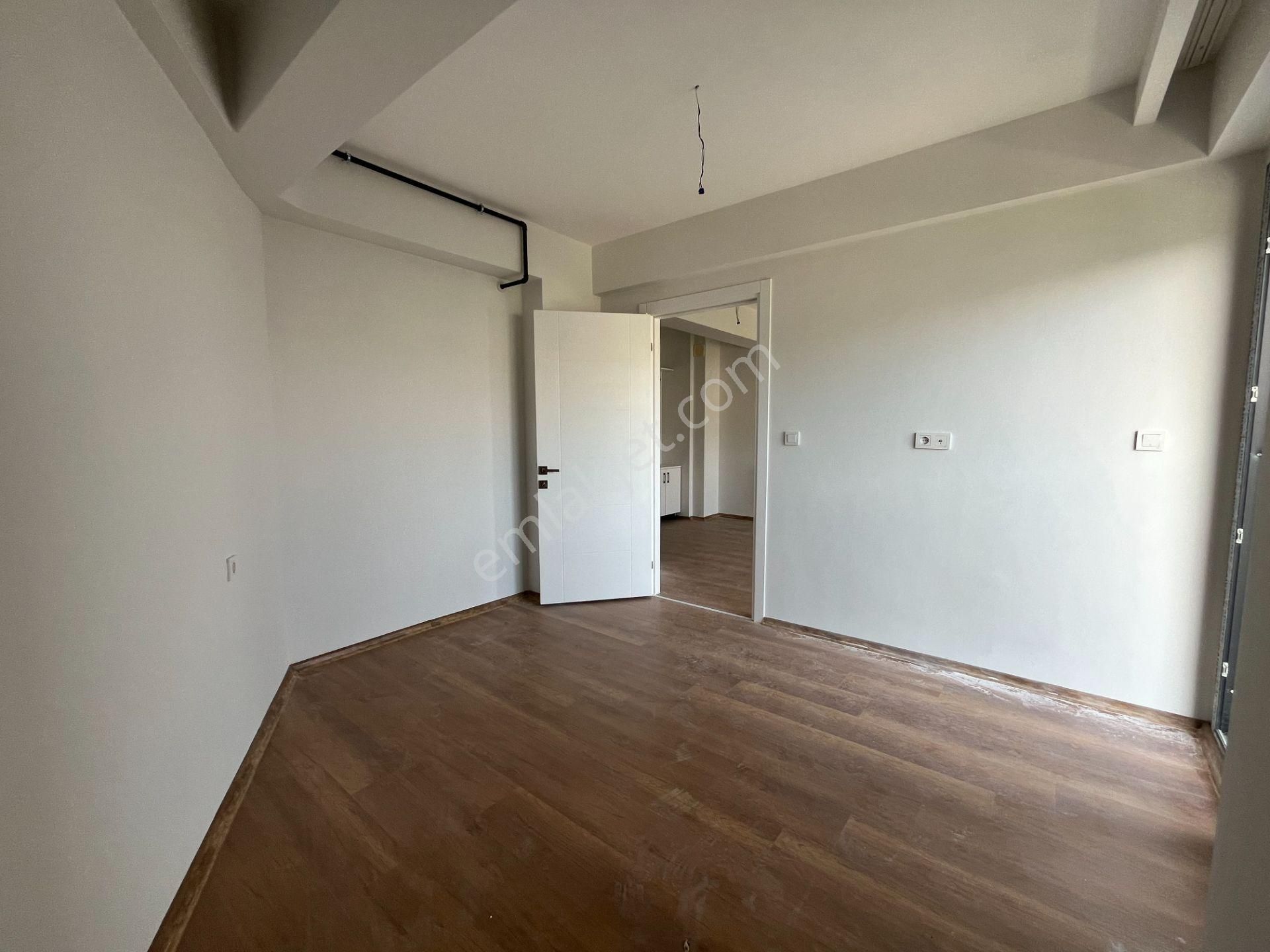 Çiğli Katip Çelebi Üniversitesi Yakını Sıfır 1+1 Satılık Daire - Görsel 22