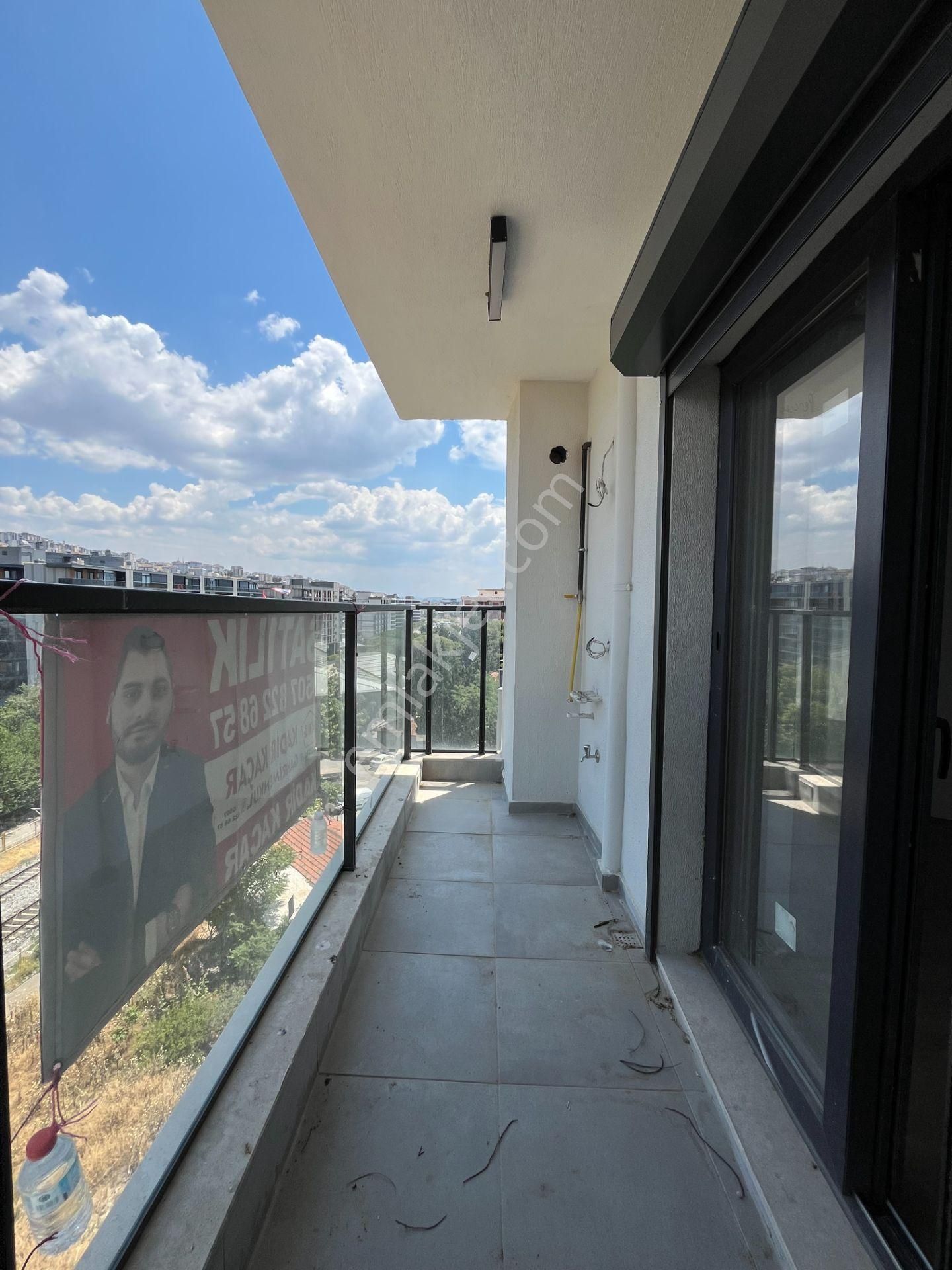 Çiğli Katip Çelebi Üniversitesi Yakını Sıfır 1+1 Satılık Daire - Görsel 15