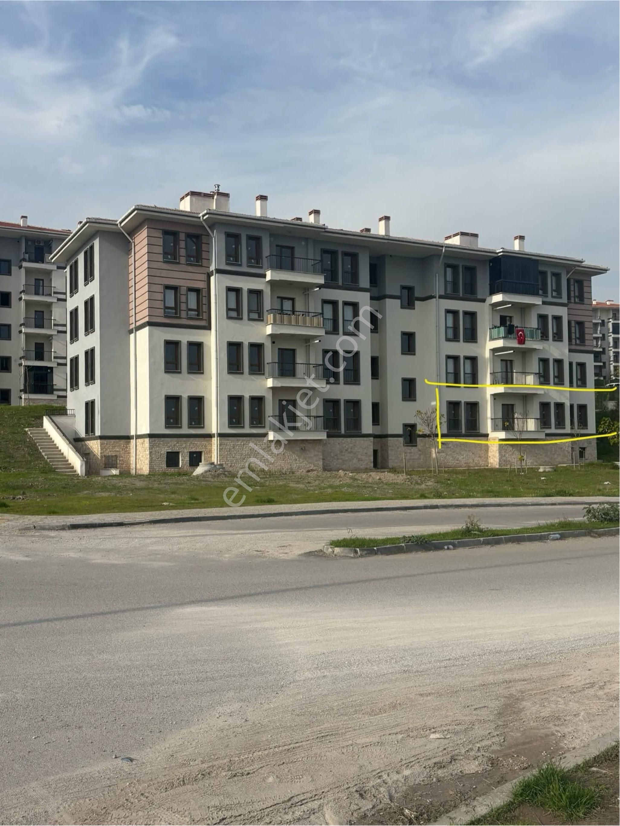 Balcity-balıkesir Gop Tokide Cadde-güney Cephe 3+1 Kiralık Daire - Görsel 3