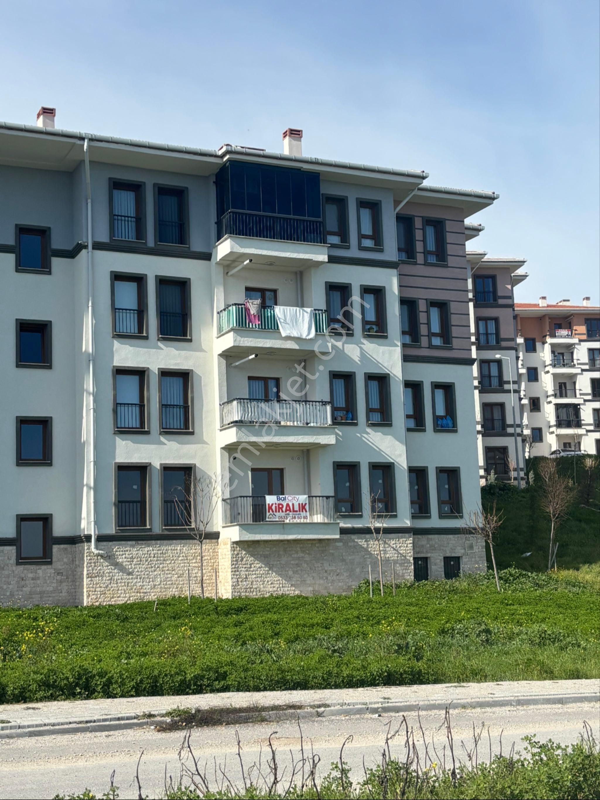 Balcity-balıkesir Gop Tokide Cadde-güney Cephe 3+1 Kiralık Daire