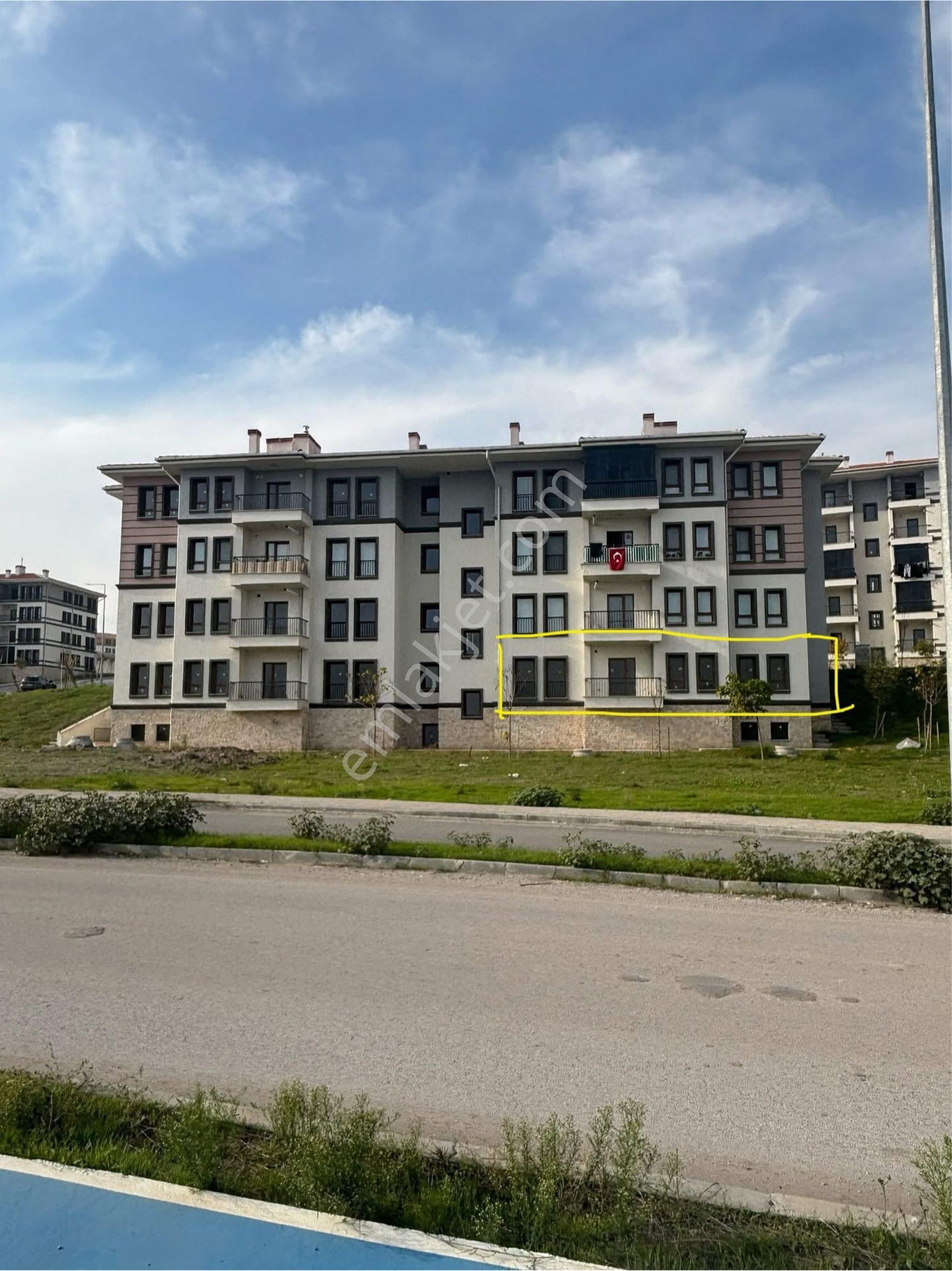 Balcity-balıkesir Gop Tokide Cadde-güney Cephe 3+1 Kiralık Daire - Görsel 2