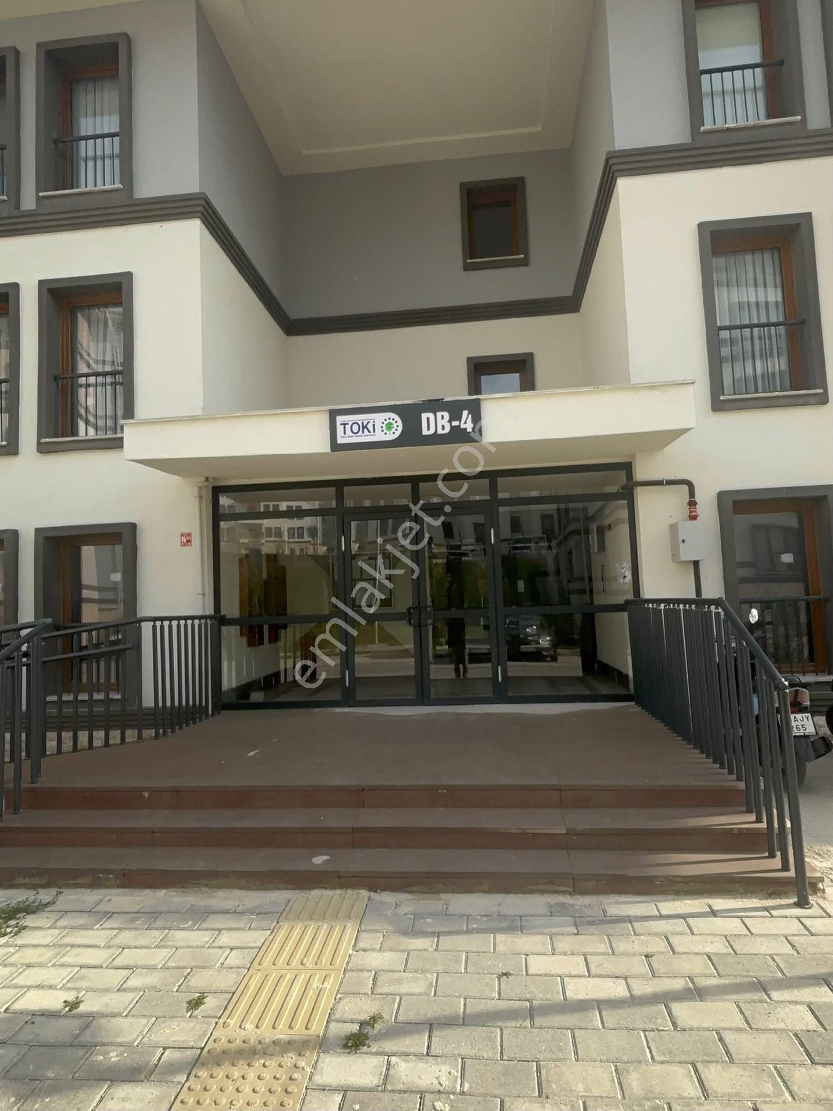 Balcity-balıkesir Gop Tokide Cadde-güney Cephe 3+1 Kiralık Daire - Görsel 12