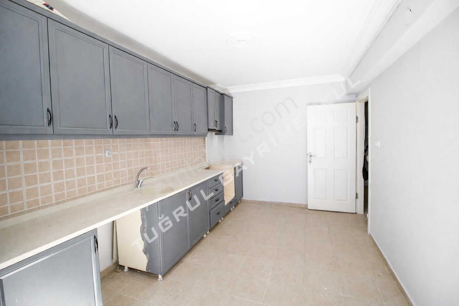 Üçevler'de Site İçerisinde 3+1 Ara Kat Satılık Daire - Görsel 17