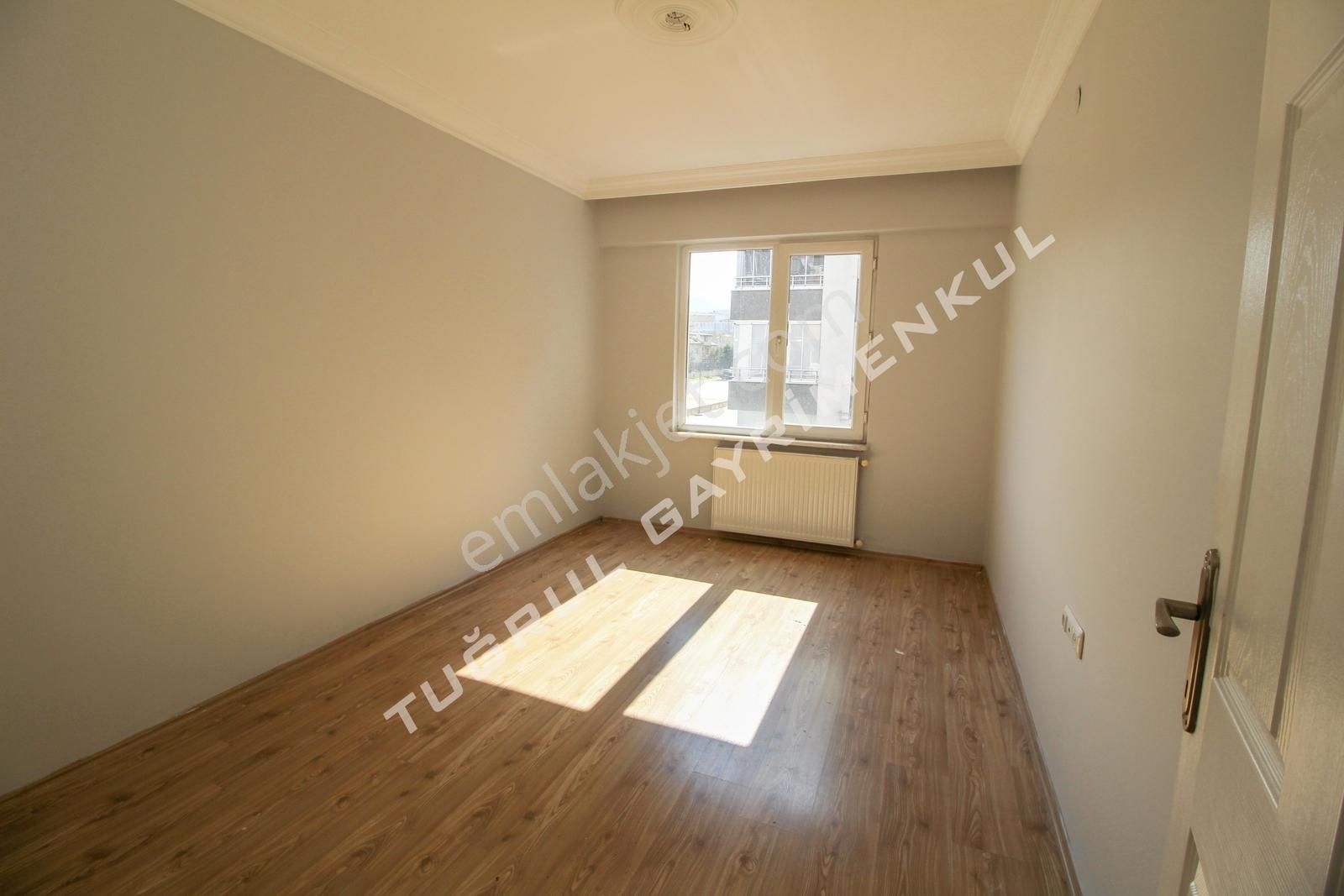 Üçevler'de Site İçerisinde 3+1 Ara Kat Satılık Daire - Görsel 14