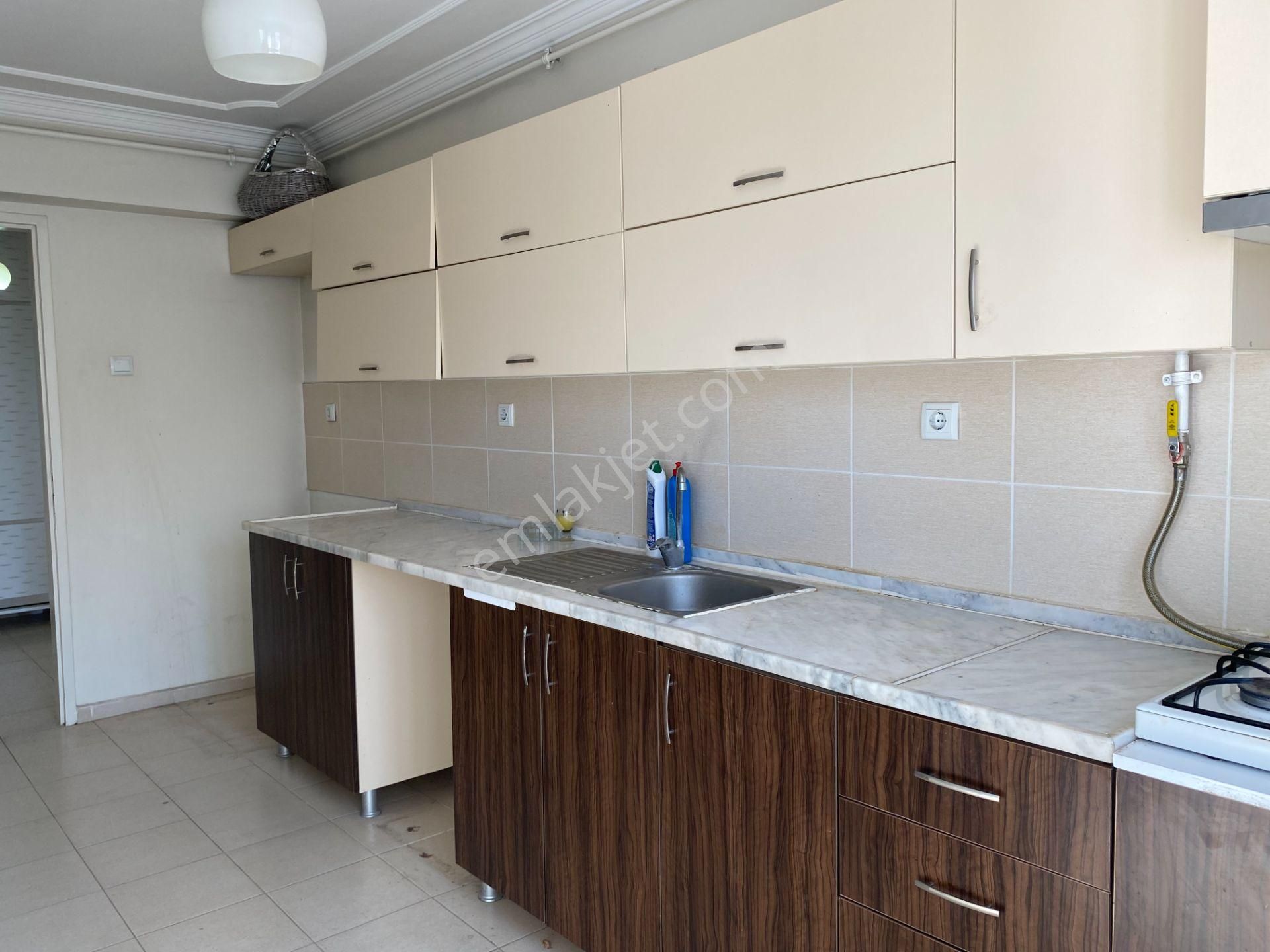 Çiğli Cumhuriyet Mahallesi Centaş Sitesi'nde 3+1 Satılık Daire - Görsel 11