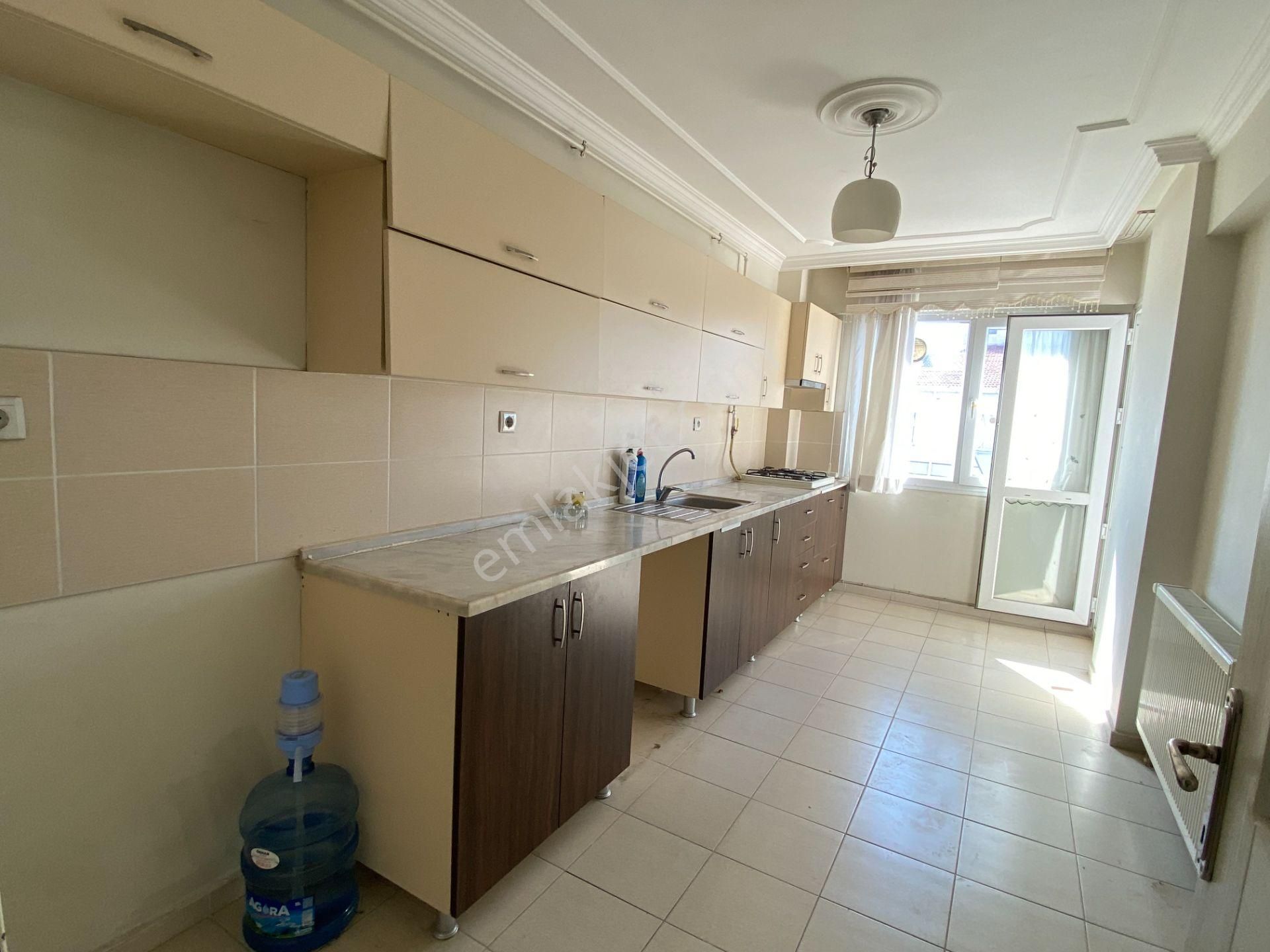 Çiğli Cumhuriyet Mahallesi Centaş Sitesi'nde 3+1 Satılık Daire - Görsel 7