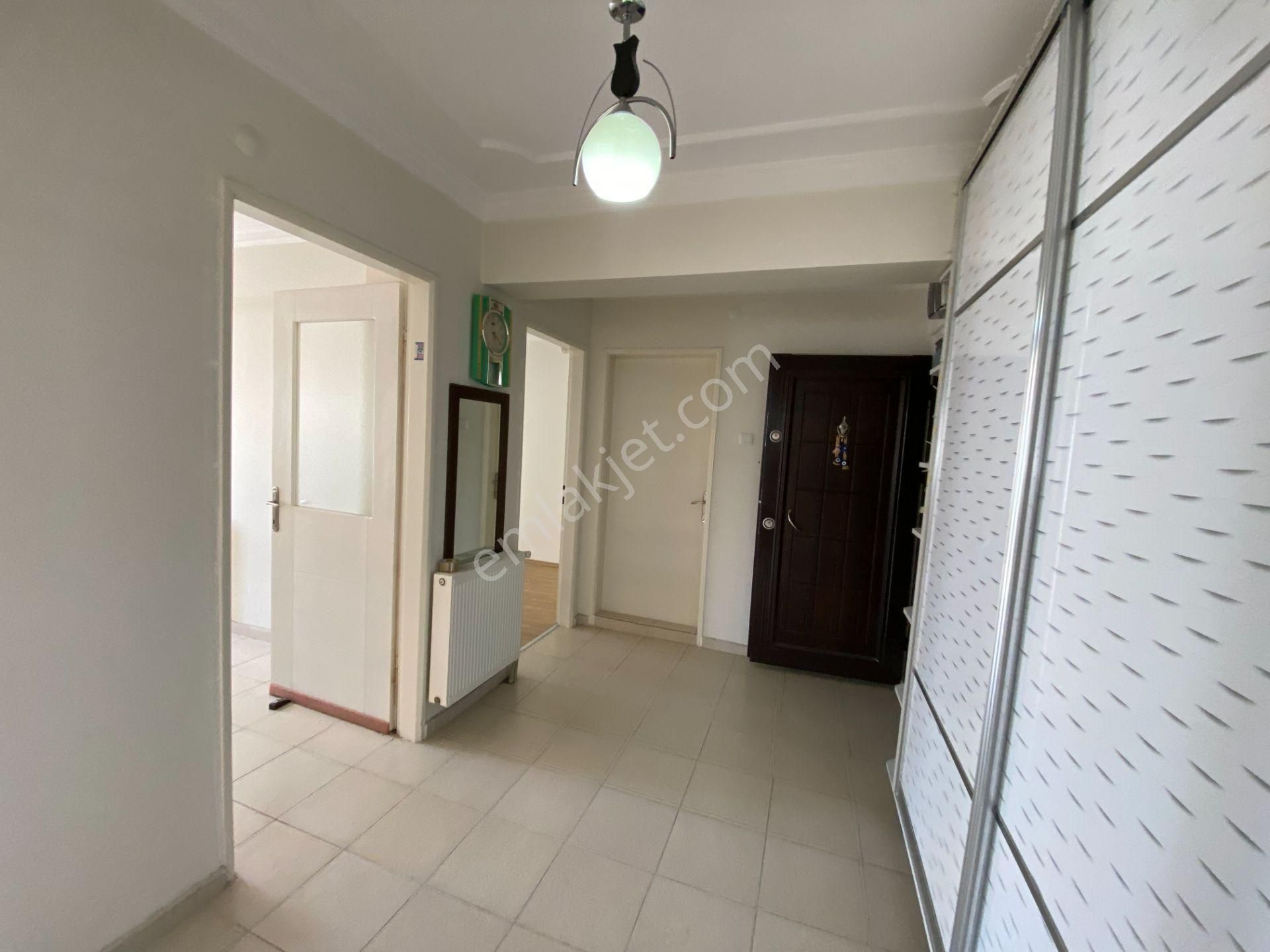 Çiğli Cumhuriyet Mahallesi Centaş Sitesi'nde 3+1 Satılık Daire - Görsel 22