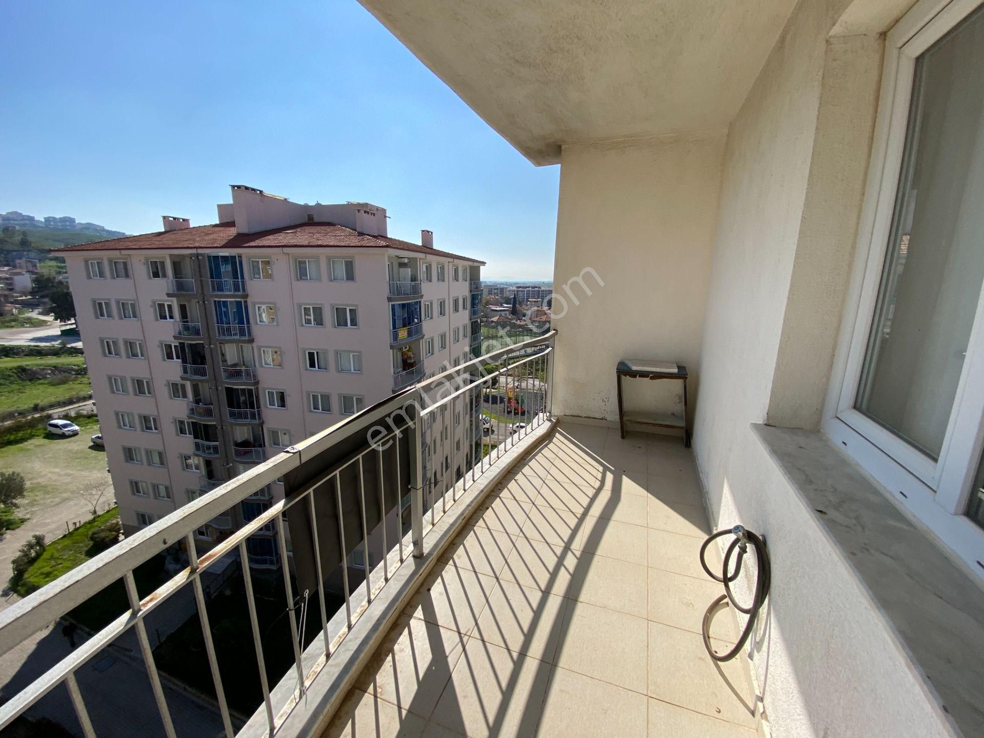 Çiğli Cumhuriyet Mahallesi Centaş Sitesi'nde 3+1 Satılık Daire - Görsel 13