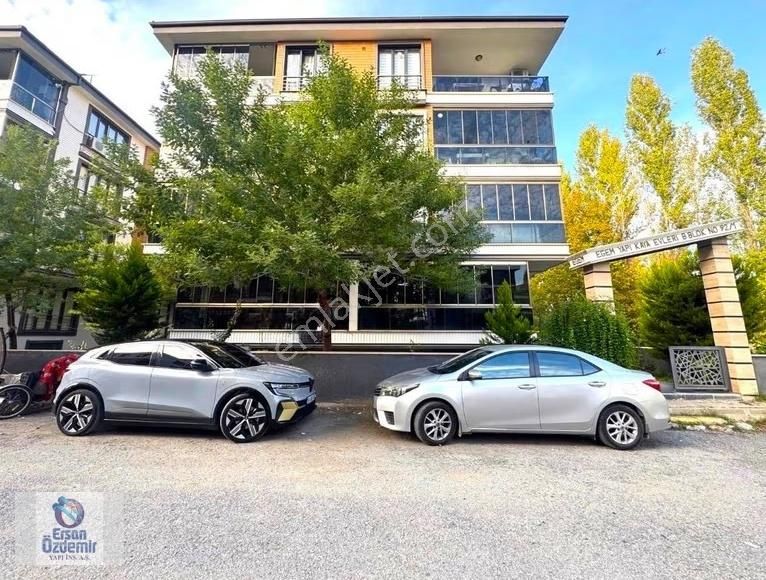 Ersan Özdemir İnşaattan İkizça'da Cam Balkonlu Satılık 1+1 Daire