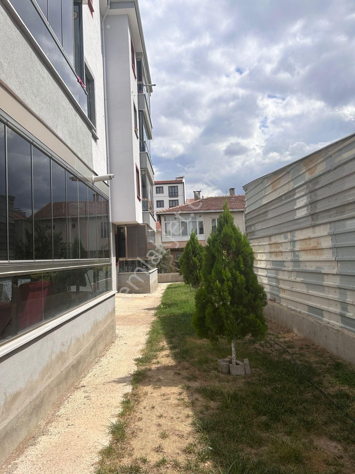 Muradiye Mahallesi Elit Sitesi 2+1 Kiralık Daire - Görsel 18