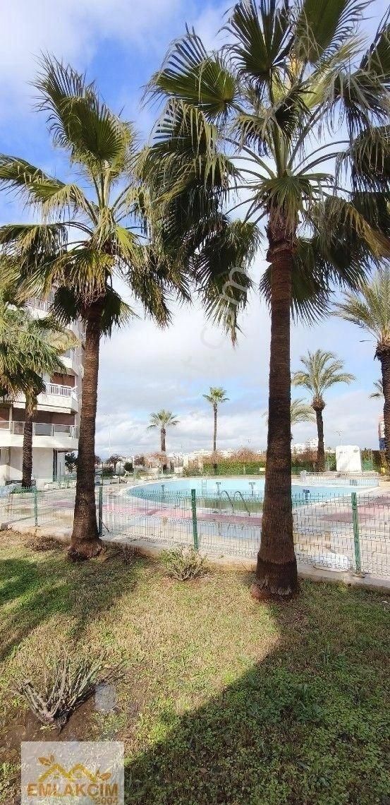 Denize Sıfır Sitede Deniz Manzaralı Daire - Görsel 3