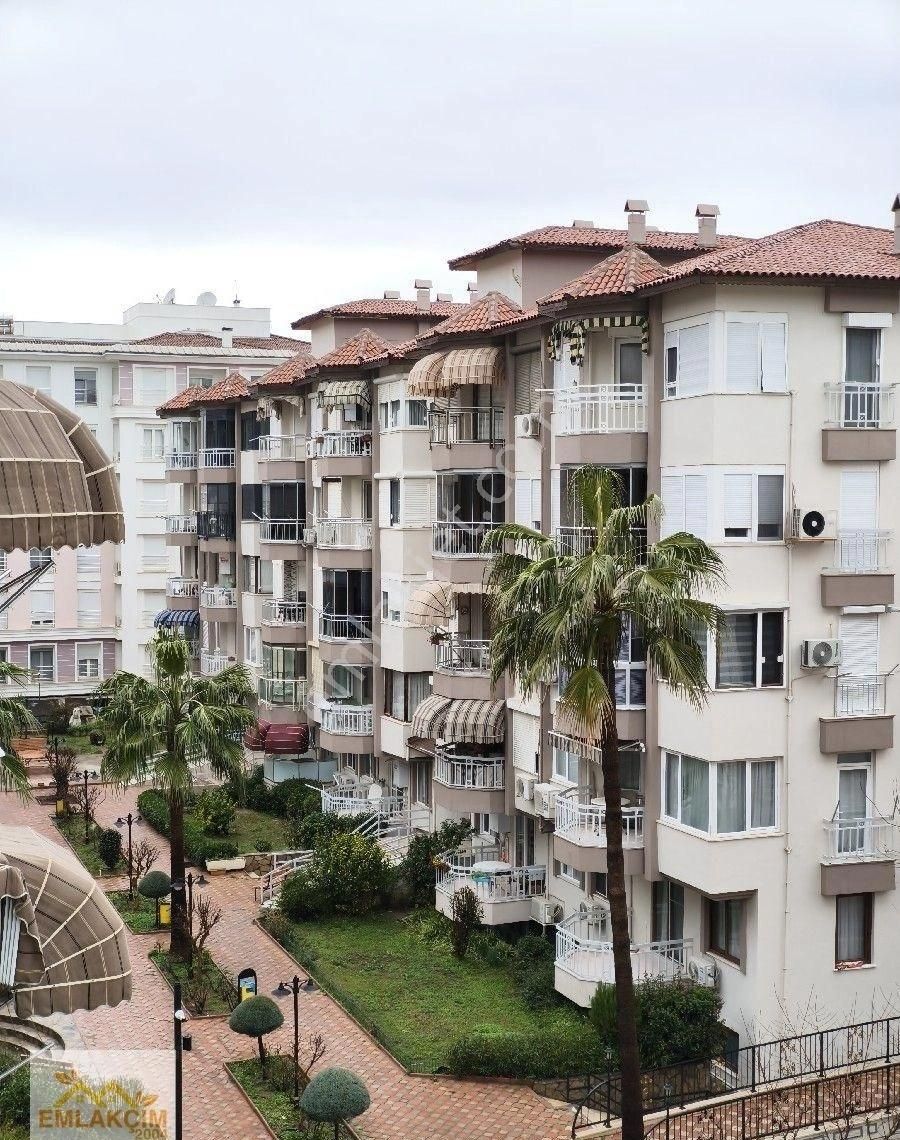 Denize Sıfır Sitede Deniz Manzaralı Daire - Görsel 12