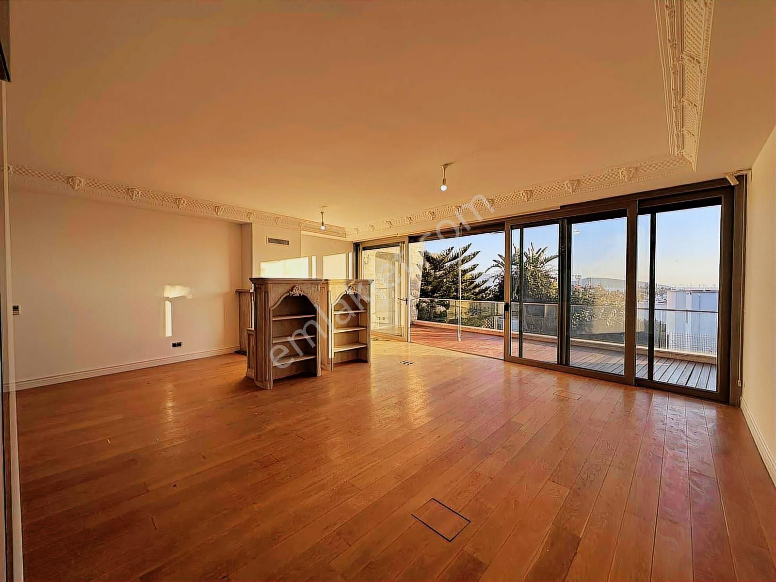 Kale Ve Deniz Manzaralı Yıllık Kiralık 4,5+1 Daire - Görsel 6