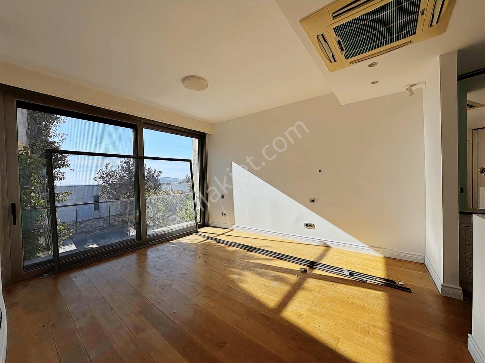 Kale Ve Deniz Manzaralı Yıllık Kiralık 4,5+1 Daire - Görsel 17