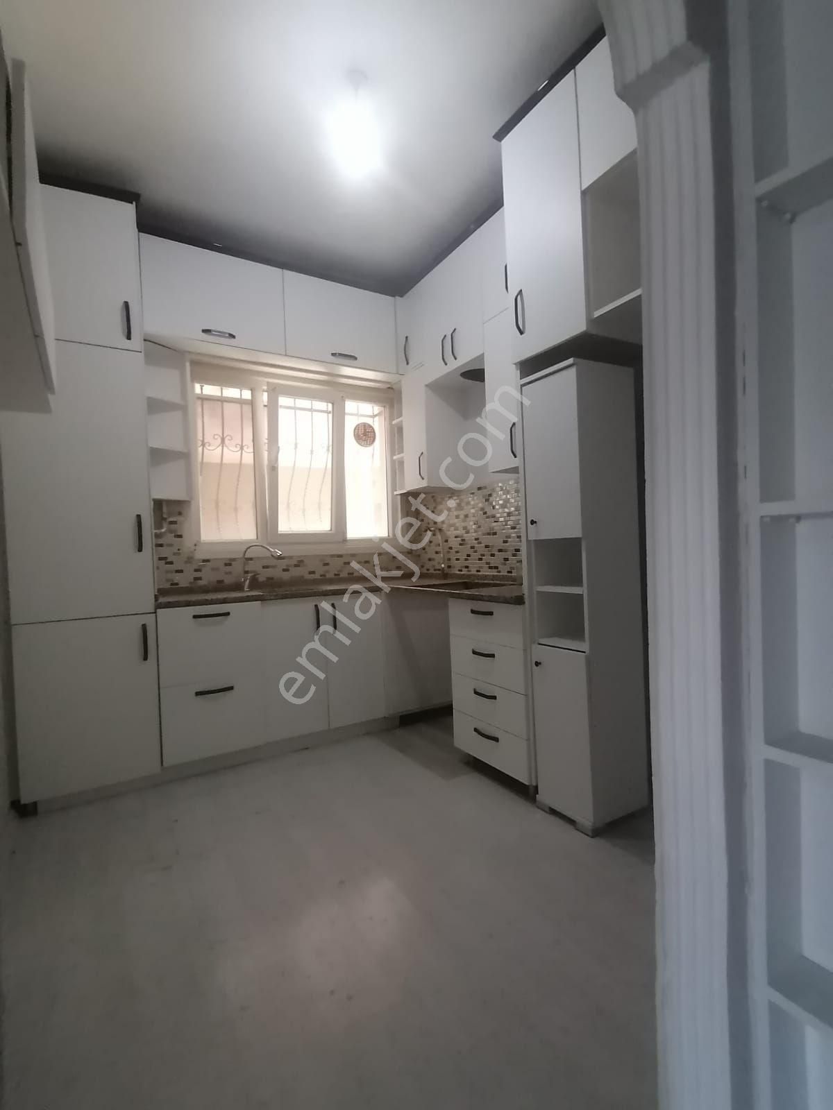 Ümraniye Tepeüstü Mahallesi Metroya Yürüme Mesafesinde.alemdag Caddesinde - Görsel 9