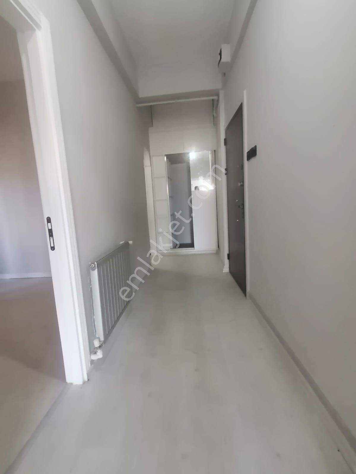 Ümraniye Tepeüstü Mahallesi Metroya Yürüme Mesafesinde.alemdag Caddesinde - Görsel 6