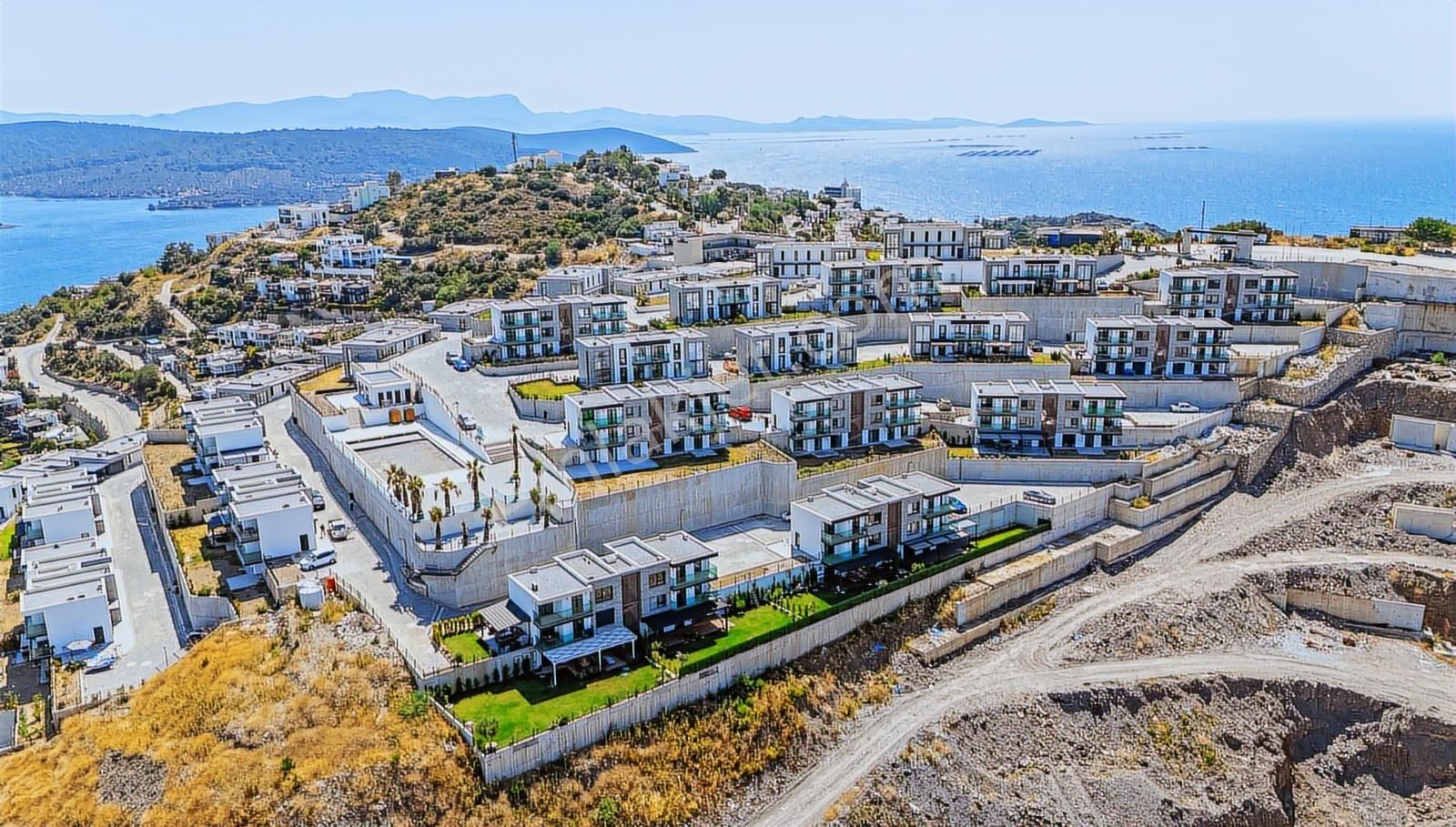 Satılık Bodrum Adabükü İris Evleri 2+1 Göl Manzaralı, Plajlı - Görsel 14