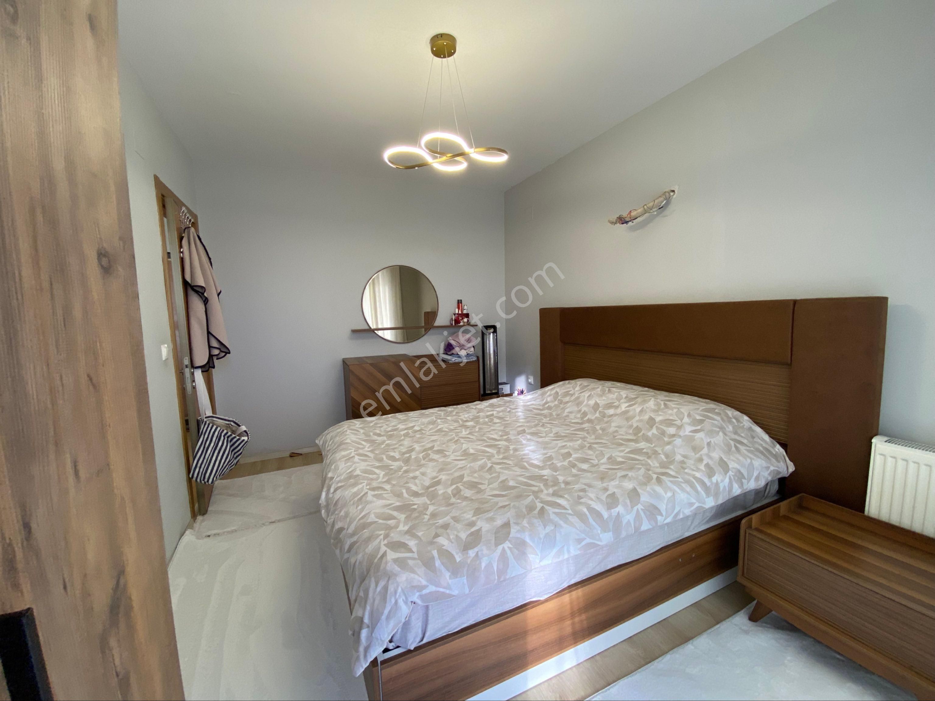 Çatalan Cadde Üzeri 1+1 Çok Geniş Full Eşyalı Daire - Görsel 10