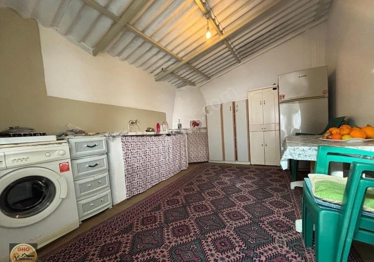 İzmir Selçuk Köşe Konumlu Satılık 2 Katlı Bahçeli Ev - Görsel 7