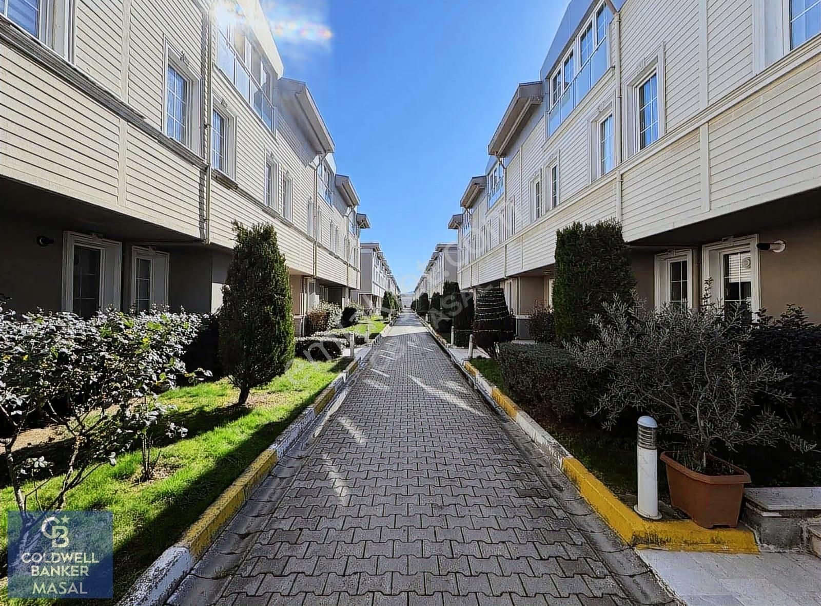 Alice Village | 2+1 Kiralık 100 M² Ara Kat Gölet Cephe
