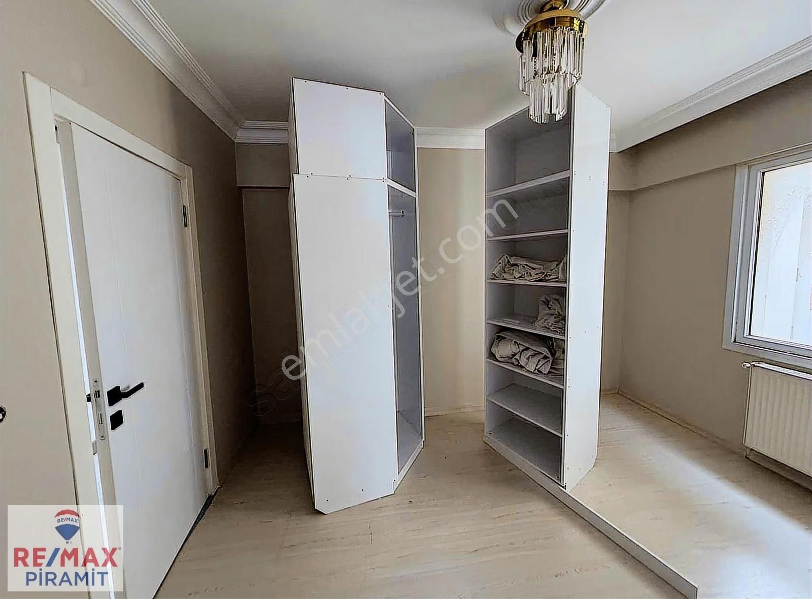 Muhteşem Deniz Manzaralı İçi Komple Yenilenmiş 3+1 - Görsel 8