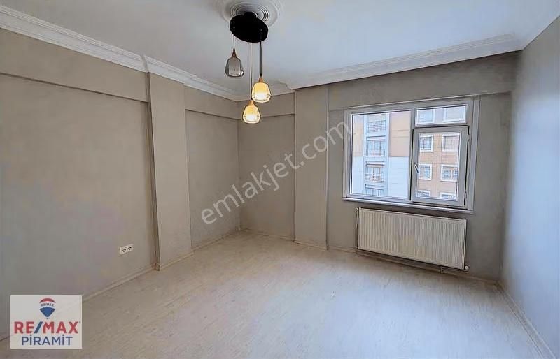 Muhteşem Deniz Manzaralı İçi Komple Yenilenmiş 3+1 - Görsel 11